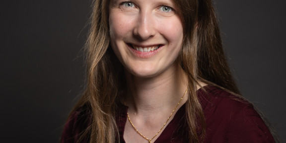 Profile Picture of Simone Schaub-Meyer